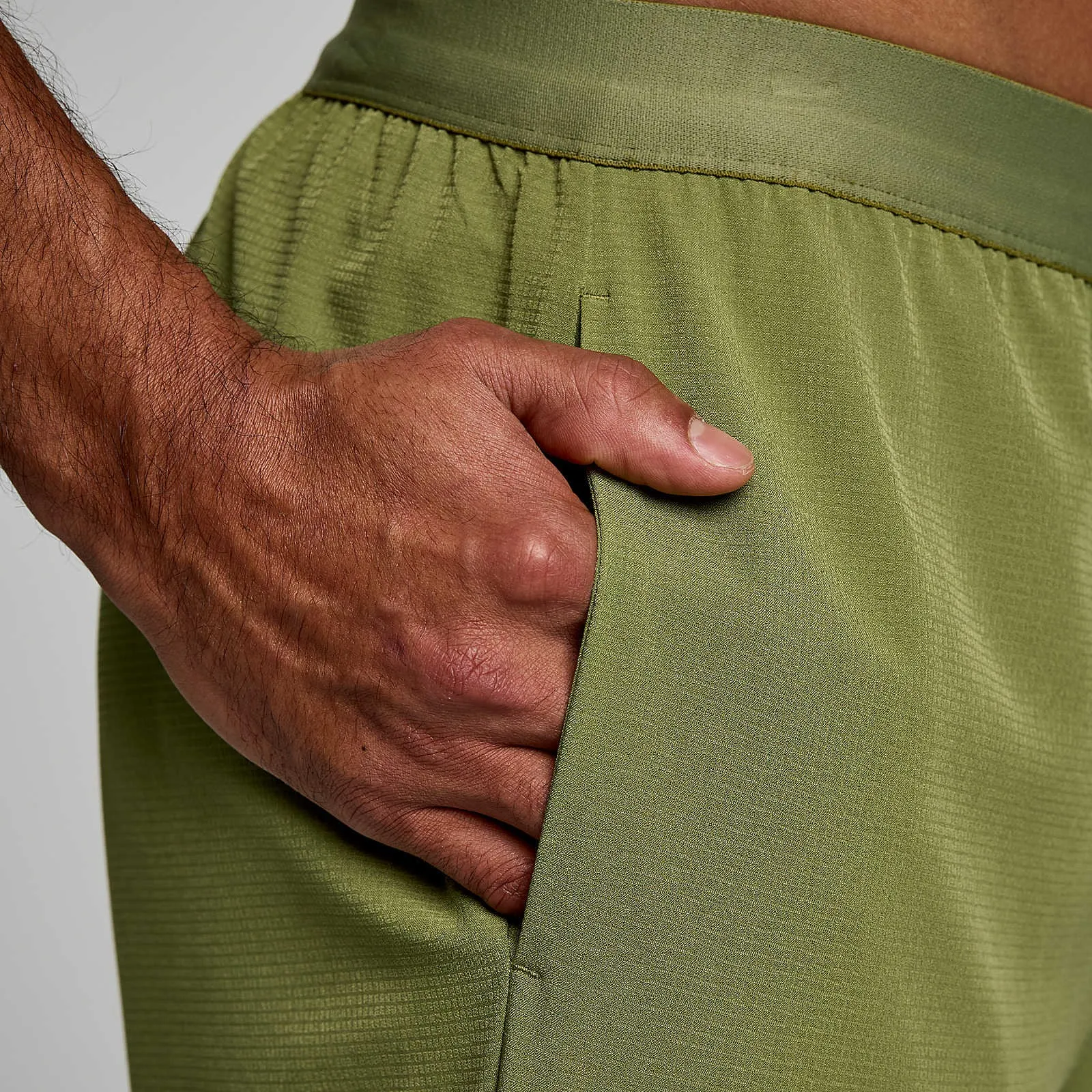 Чоловічі спортивні штани Saucony BOSTON WOVEN PANT