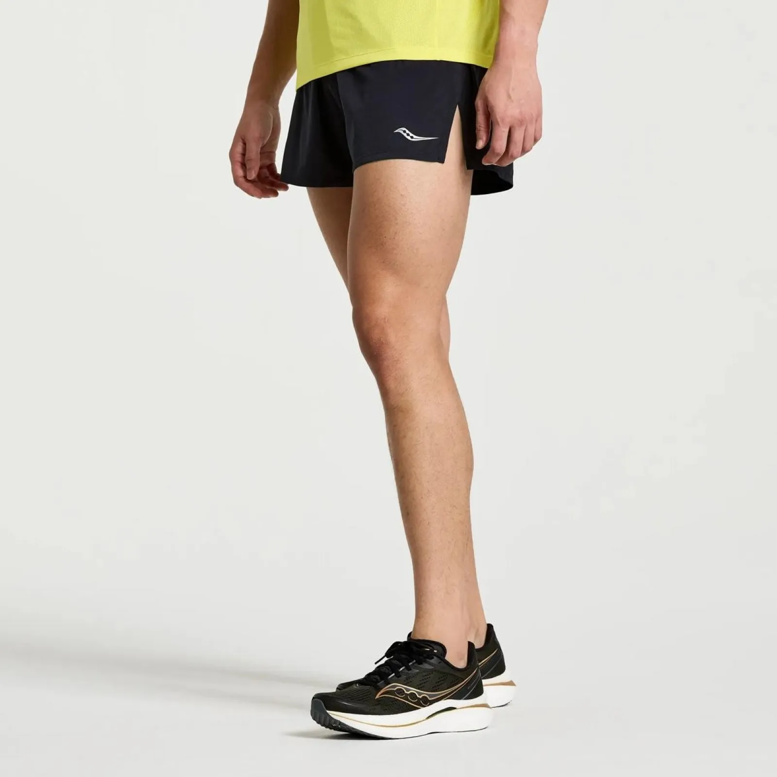 Чоловічі шорти Saucony OUTPACE 2.5