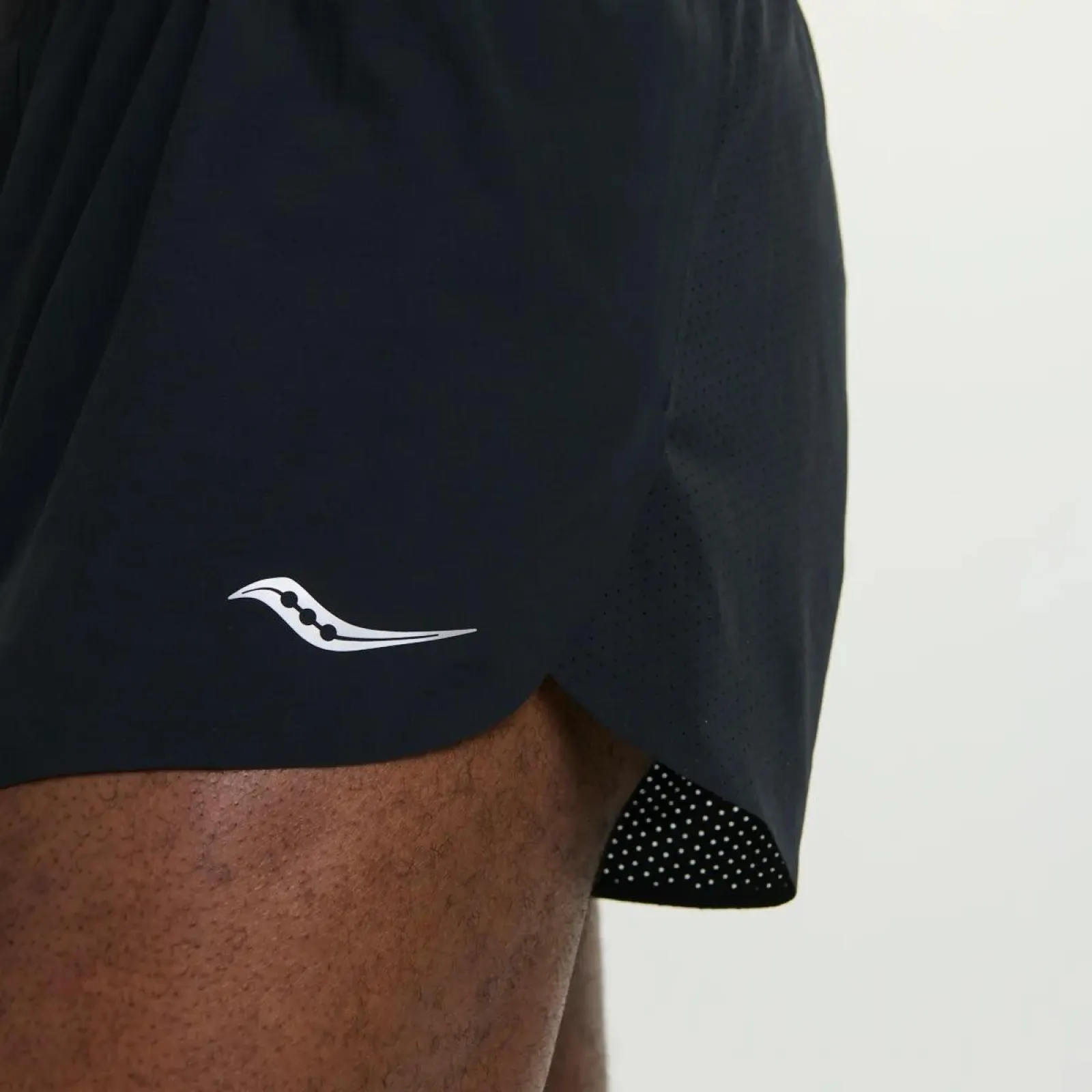 Чоловічі шорти Saucony ENDORPHIN SPLIT SHORT
