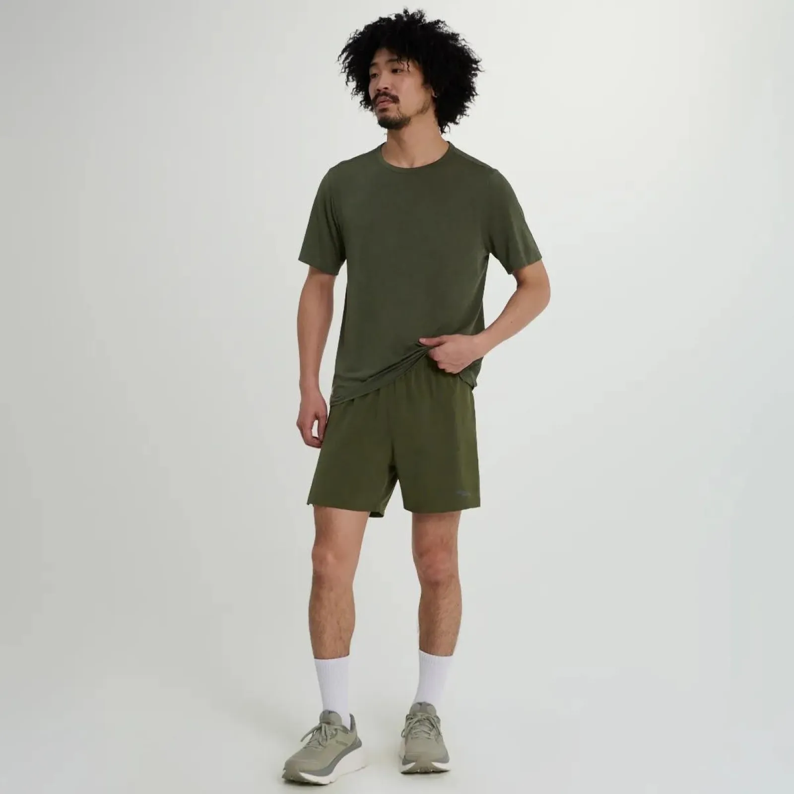 Чоловічі шорти Saucony OUTPACE 5