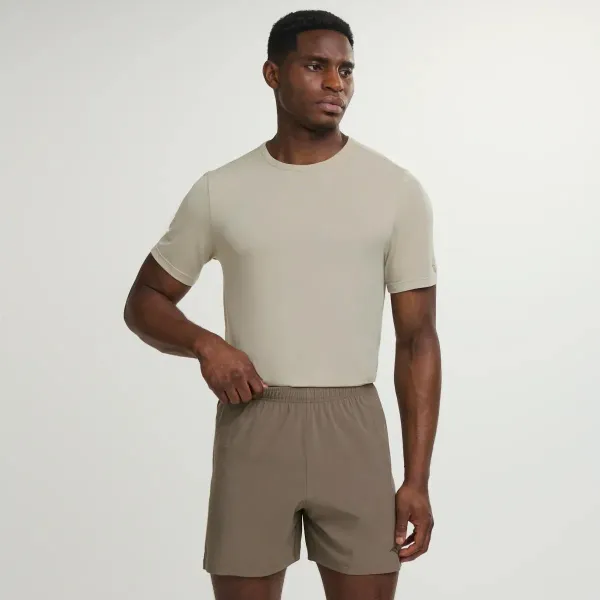 Чоловічі шорти Saucony OUTP...