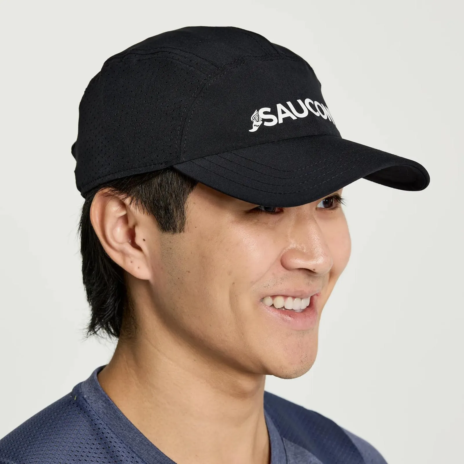 Кепка Saucony OUTPACE HAT