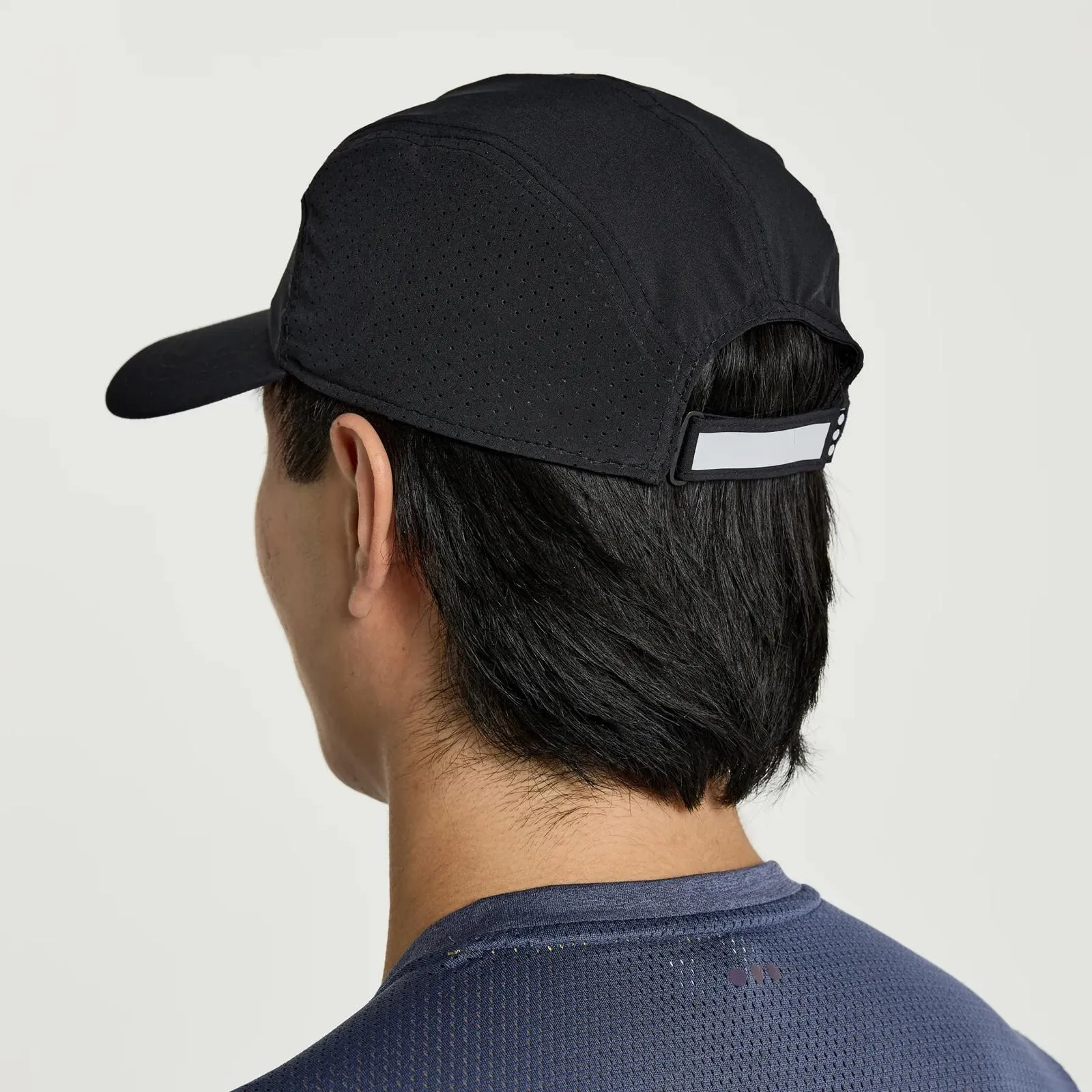 Кепка Saucony OUTPACE HAT