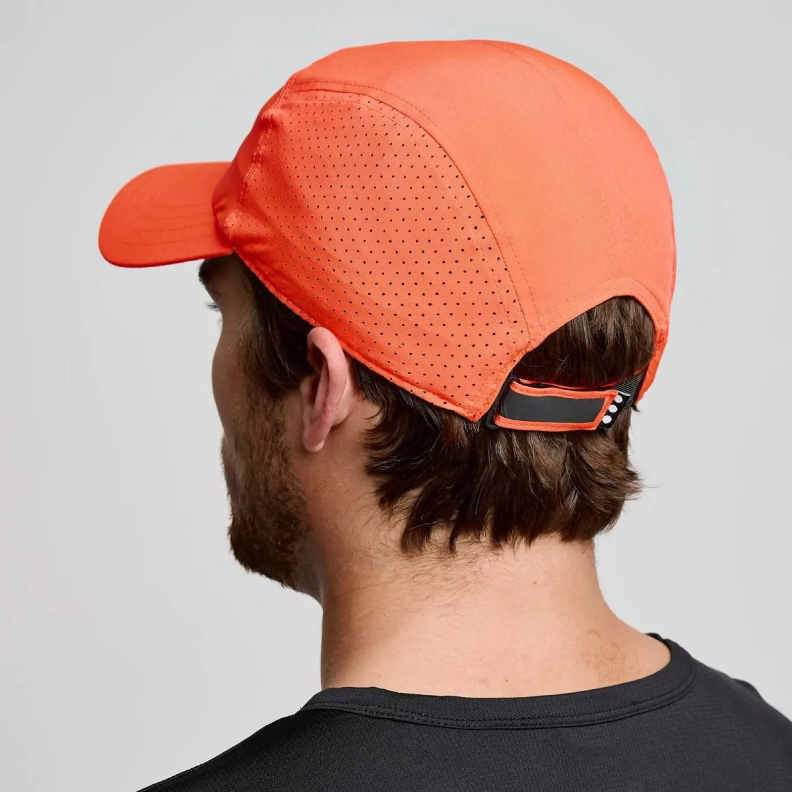 Кепка Saucony OUTPACE HAT