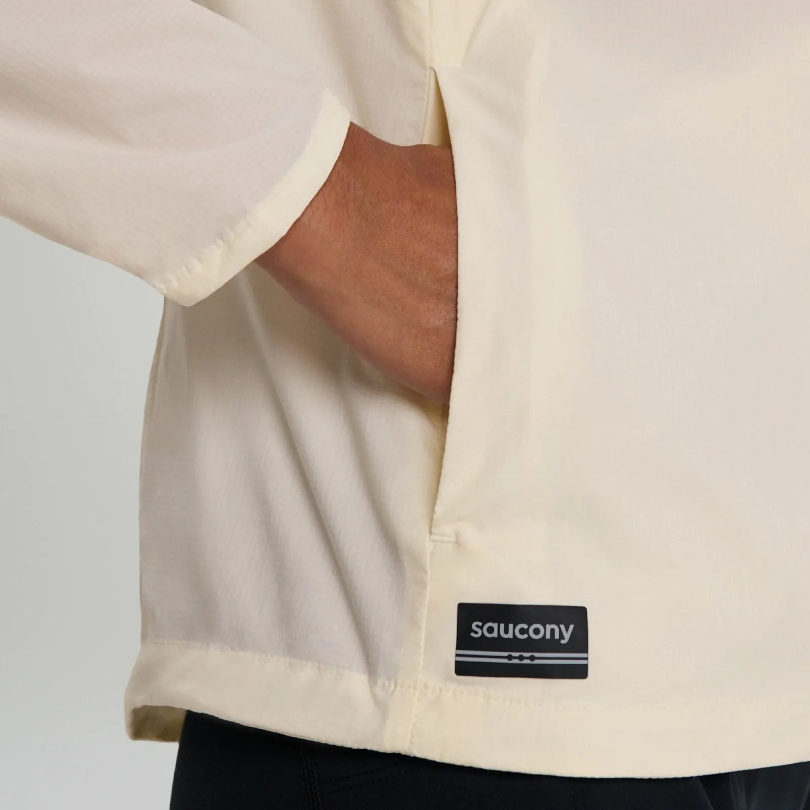 Жіноча вітрівка Saucony PEREGRINE PACKAWAY JACKET