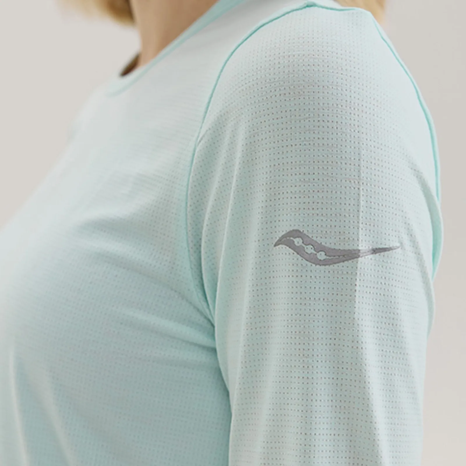 Жіночий лонгслів Saucony STOPWATCH LONG SLEEVE