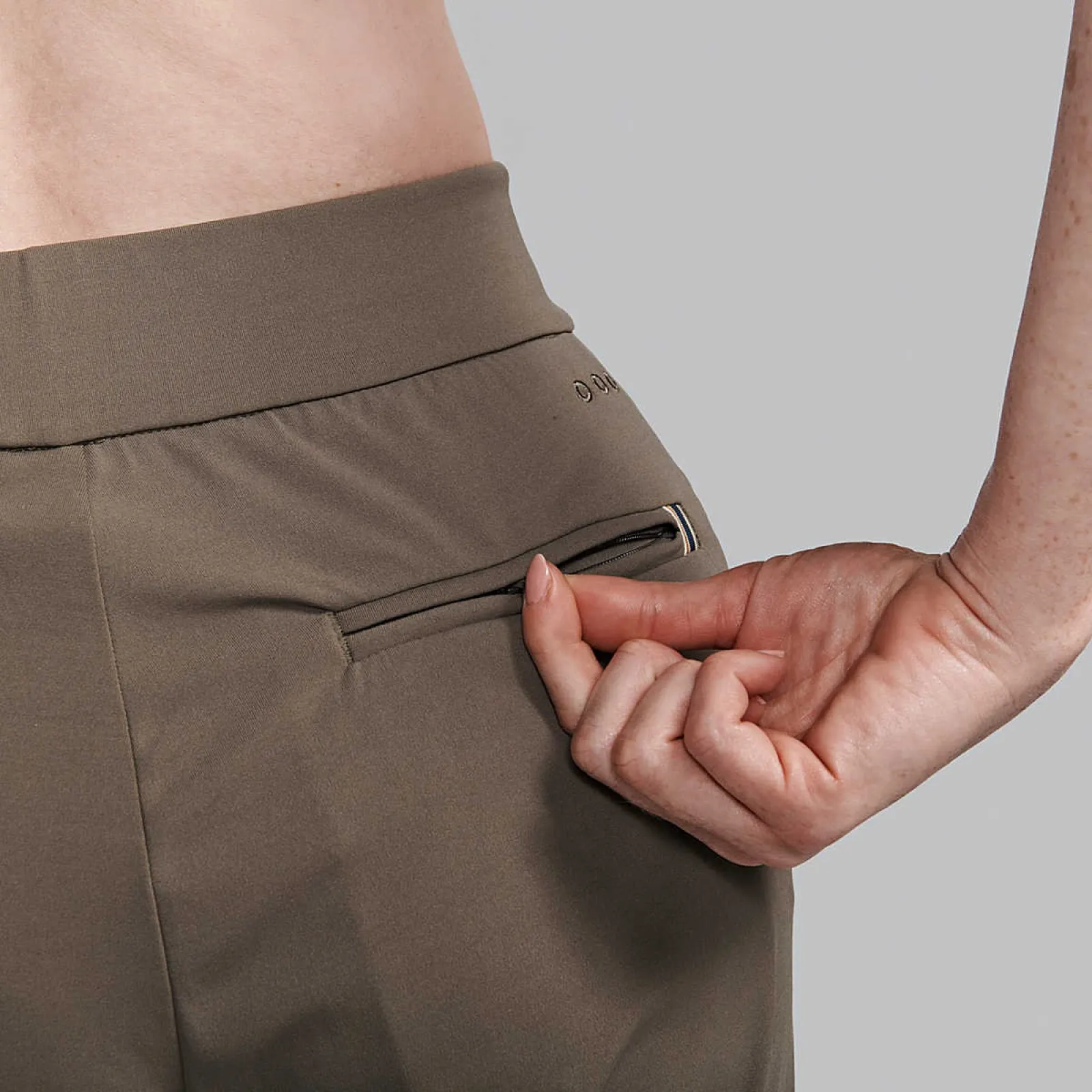 Жіночі штани Saucony METRO PANT